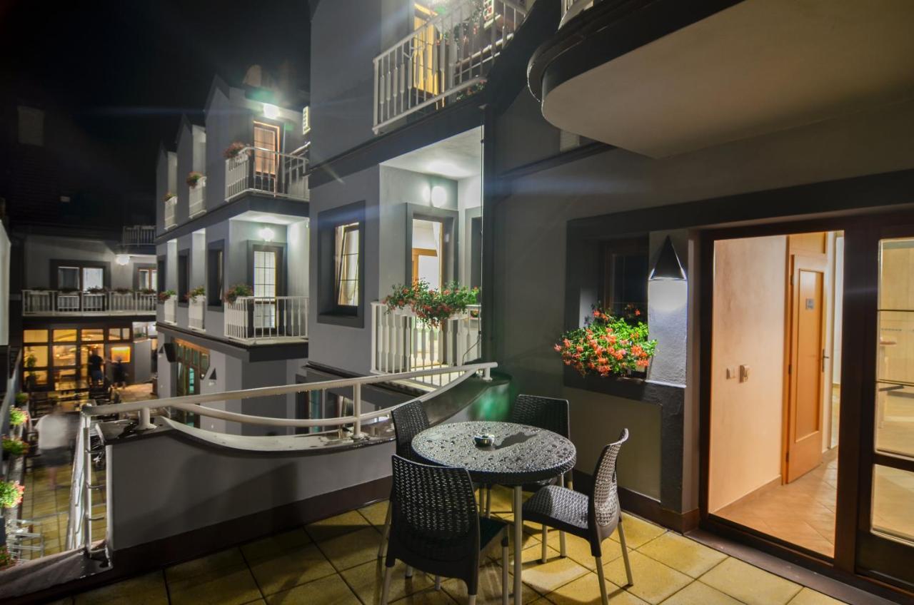 Penzion Pod Radnicí Hustopeče Exterior foto